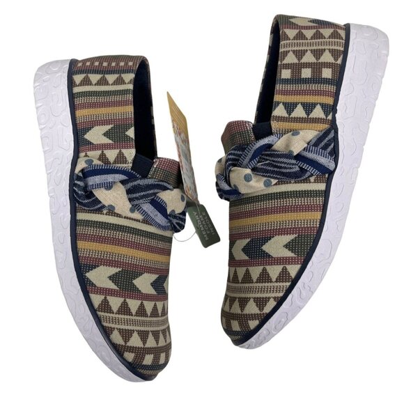 Muk Luks Beige Geometric Boardwalk Stroll Slip-On Sneaker Loafer Size 8.5 Aztec - Picture 9 of 10